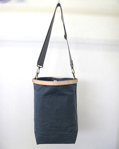 6SHiKi（ロクシキ）『Earth』 ディグリーバッグ