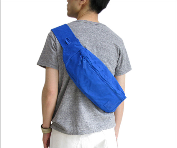 6SHiKi（ロクシキ）『Full』 ボディーバッグ（ウルトラマリン）