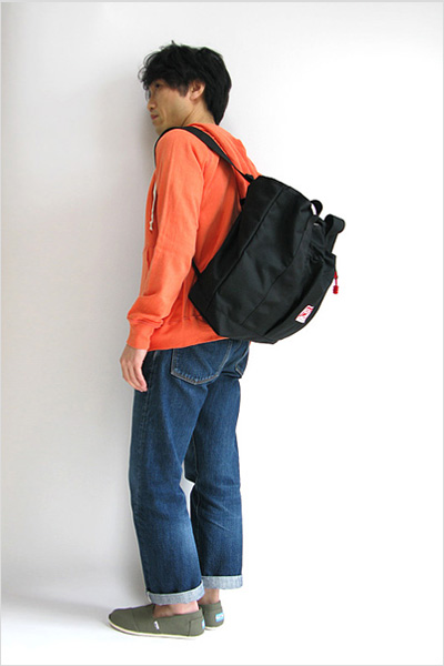 TOMS shoes（トムス シューズ）「CLASSICS」キャンバスシューズ（オリーブ）