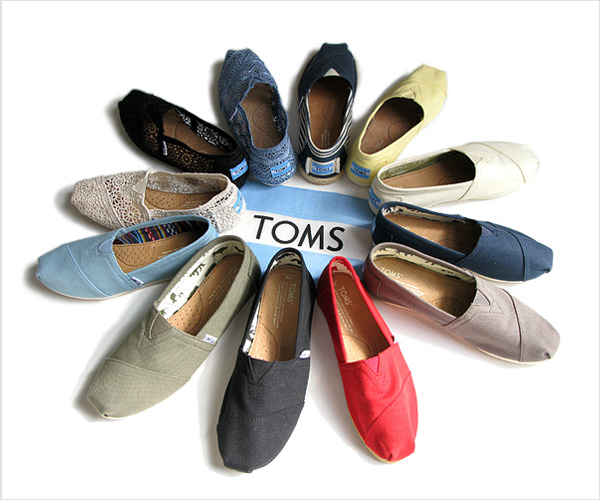 TOMS shoes（トムス シューズ）「CLASSICS」キャンバスシューズ