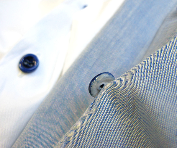 陶器釦のシャツ関連のブログへ