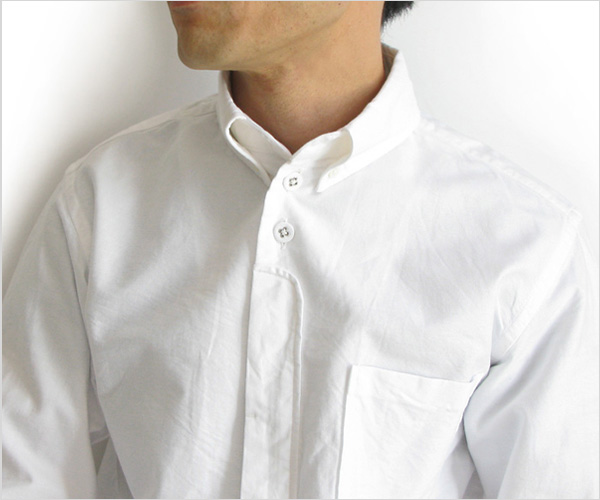 nisica（ニシカ）ボタンダウンシャツ（ホワイト）