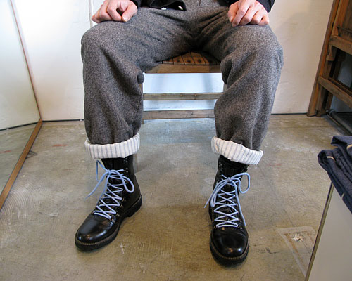 EEL AUN-PANTアップ！