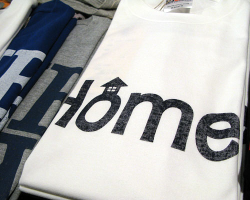 「HOME」再入荷。