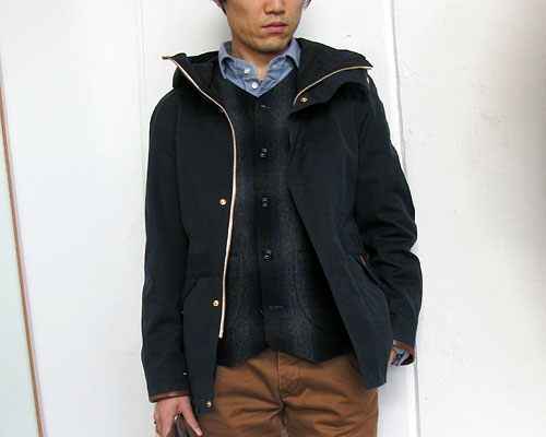 EXPLORERとコーディネイト。