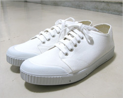 spring court（スプリングコート）G2 ローカット キャンバススニーカー（ホワイト）