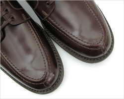 SANDERS（サンダース）ミリタリーUチップ ダービーシューズ（ポリッシュドレザー・バーガンディ）