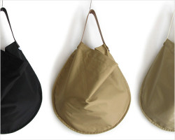 Hervier Productions S.A.　オーバルトートバッグ