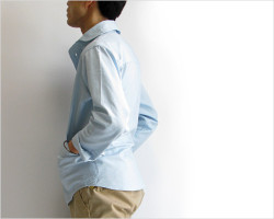 LOLO（ロロ）定番プルオーバーシャツ