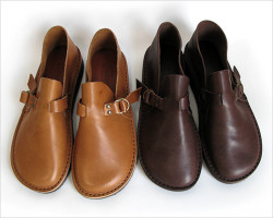 Fracap(フラカップ)レザーサンダル