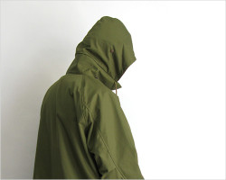 FUJITO（フジト）フード コート（カーキ）