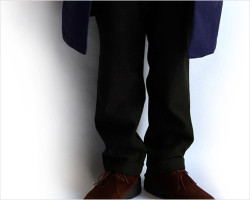 comm. arch.（コム・アーチ）C/W ヘリンボーントラウザーズ（カーキ）