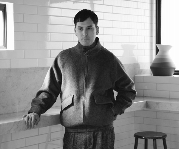 comm. arch.（コム・アーチ）ヴィクトリアンウール ハリントンジャケット（ブラック）